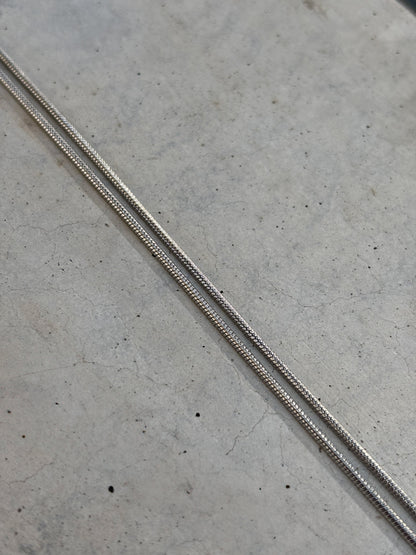 INFINITY KNOT necklace silver